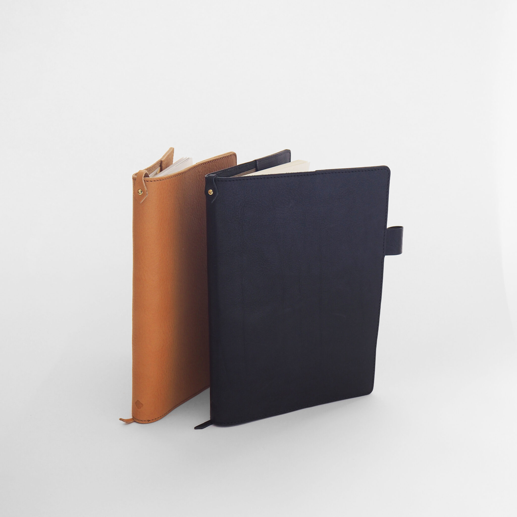 Blvck Notebook with Pen – Blvck Paris